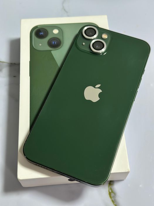 Продам Iphone 13 128 зеленный