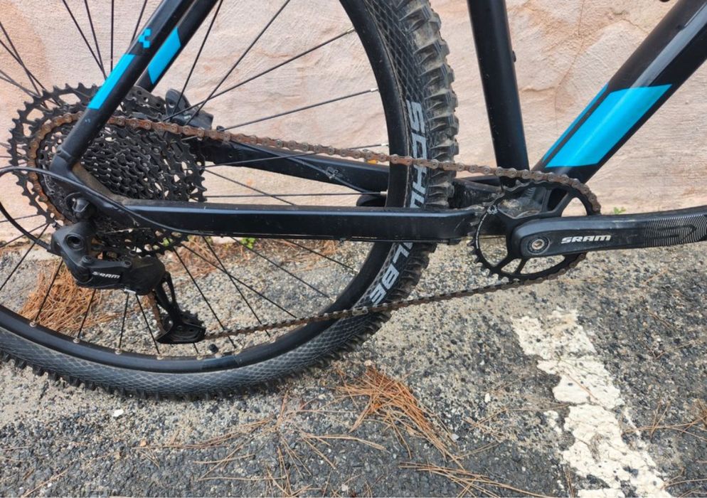 Bicicleta cube analog 29er