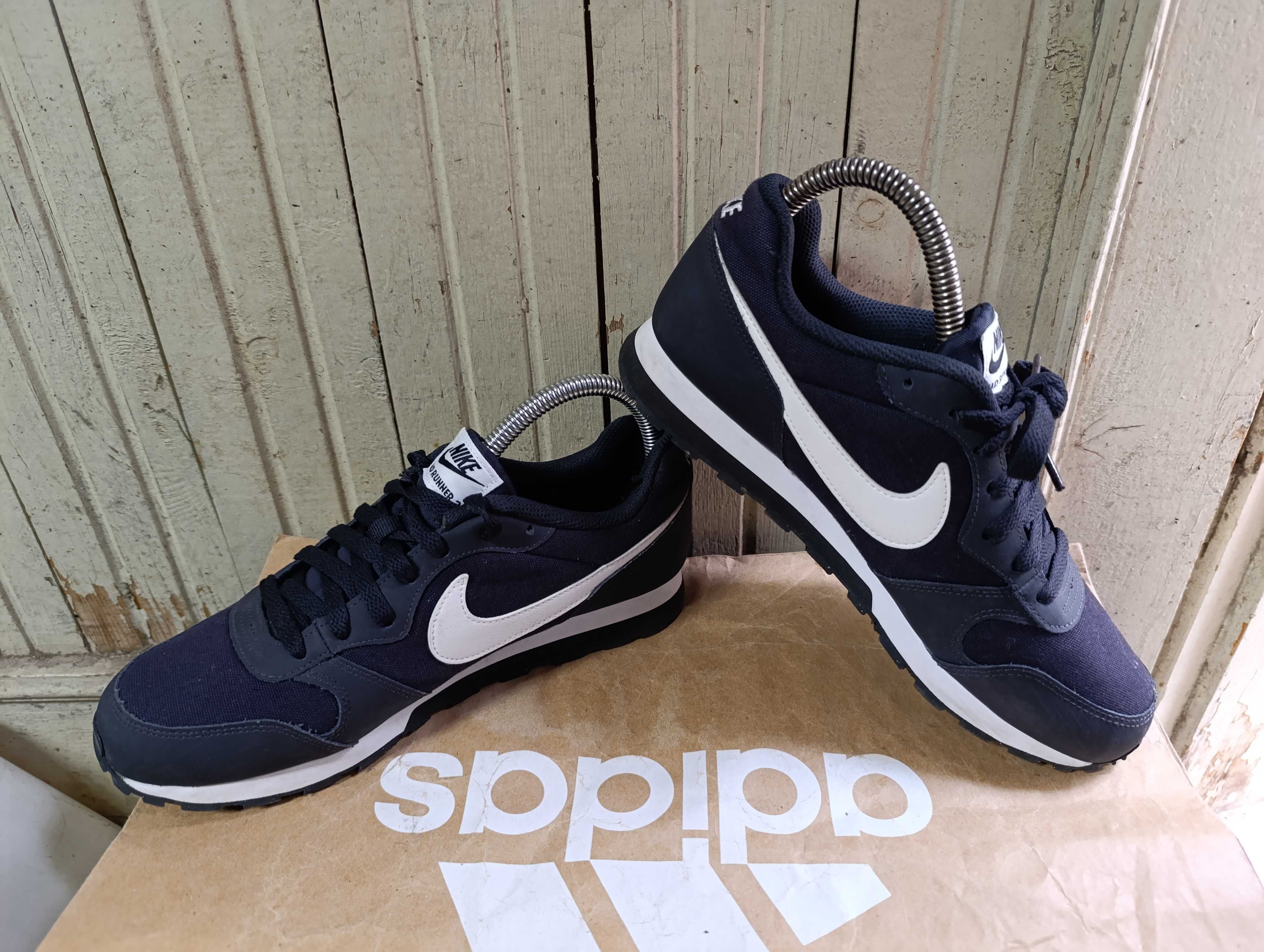 '' Nike MD Runner 2''оригинални маратонки 40 номер