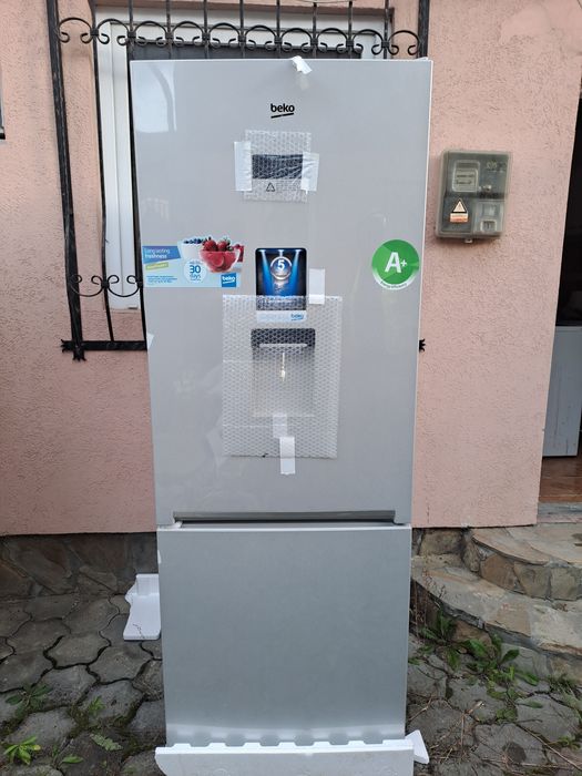 Combina frigorifica BEKO Neofrost