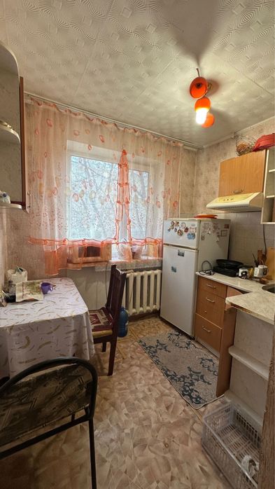 Продается 2 х комнатная каартира (3 мкр)