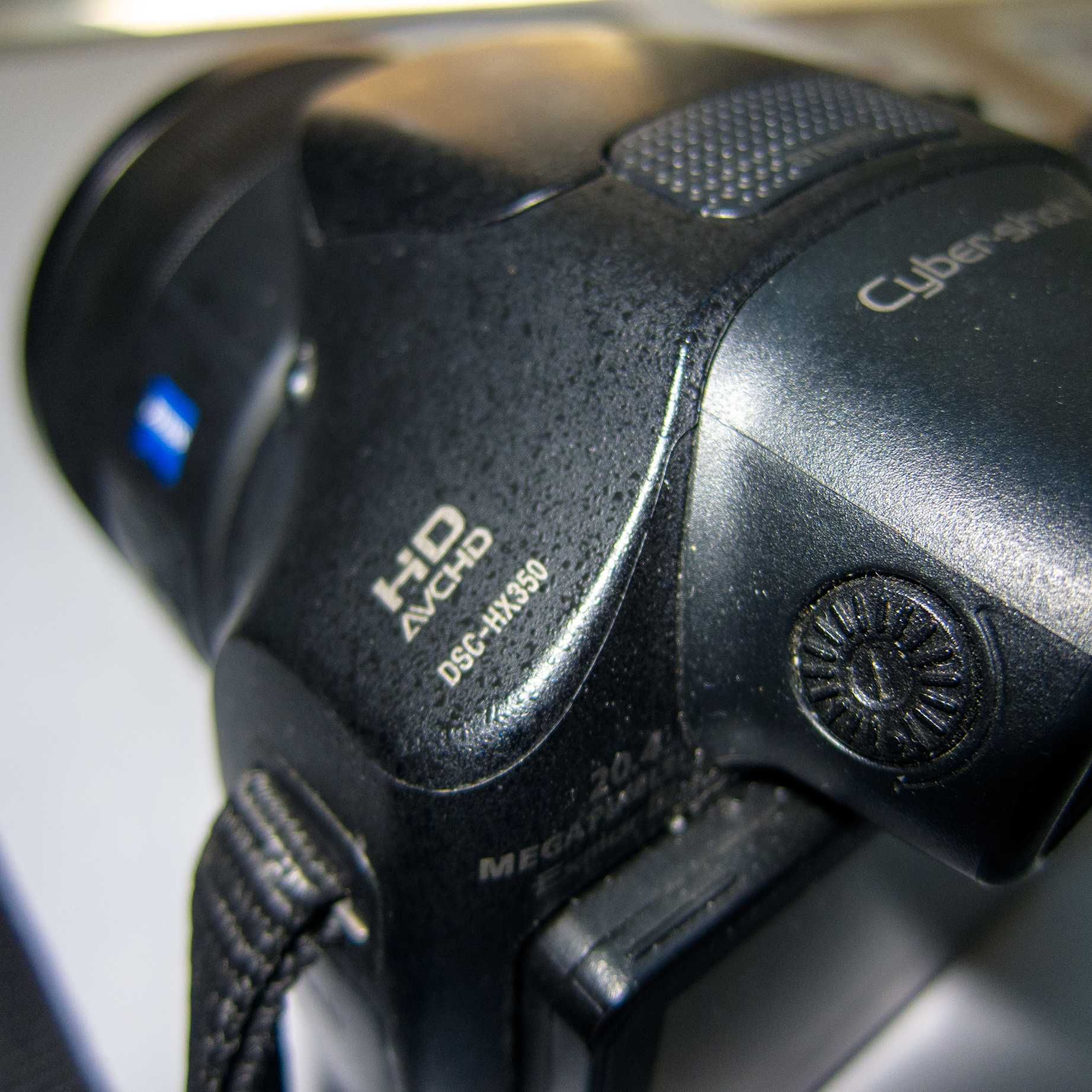 Sony Cyber-shot DSC-HX350 20.4 MP Carl Zeiss Vario Sonnar T* 24-1200mm