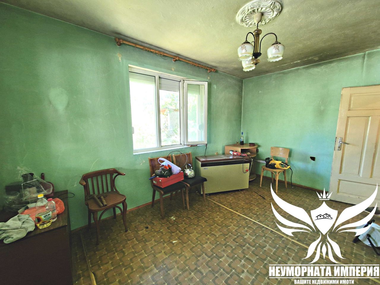 Продава се Къща в Асеновград - 390 кв.м за 1054 €/кв.м - Снимка #16