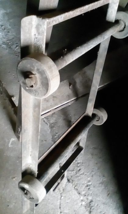 Количка метална с колела