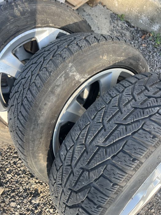 Jante aliaj audi 5x112 + cauciucuri iarna 205 55 16