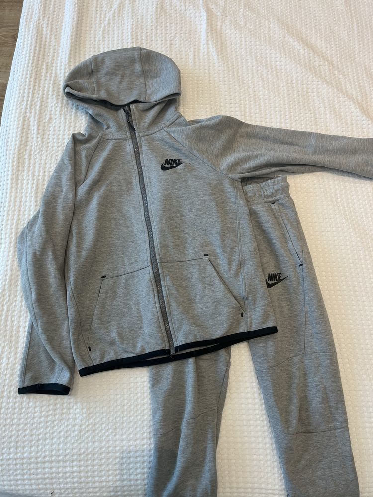 NIKE tech-fleece Детски