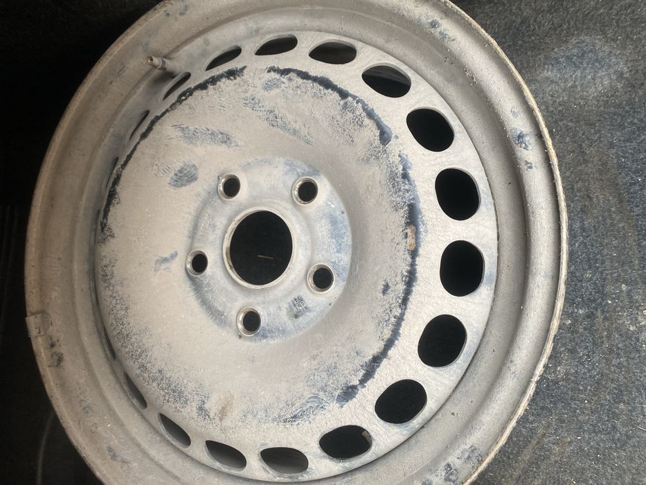 Продам диски на ауди в нормальном состояний