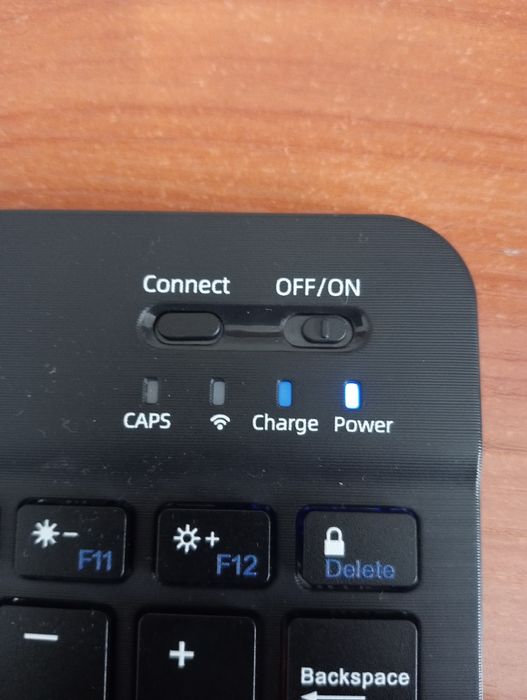 Блютуз Клавиатура