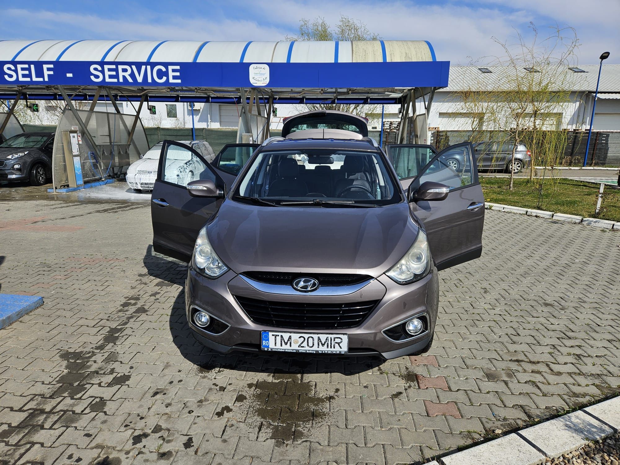 Hyundai IX35 1.7 diesel vin TMAJU81UACJ317156