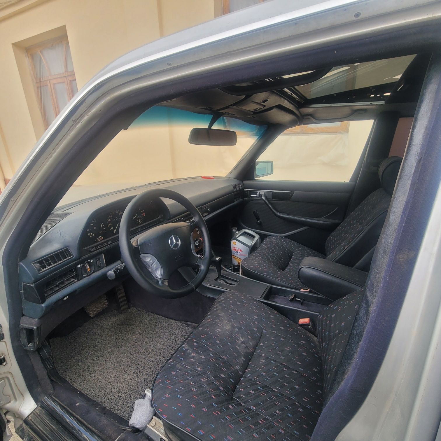 Mercedes-Benz w126