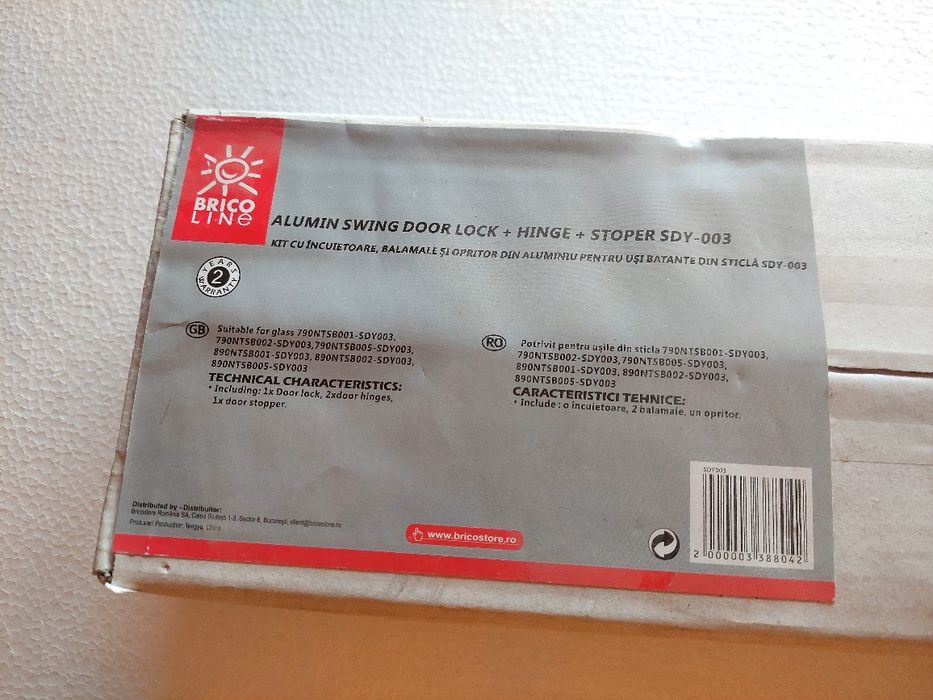 Set încuietoare cu balamale si opritor din aluminiu
