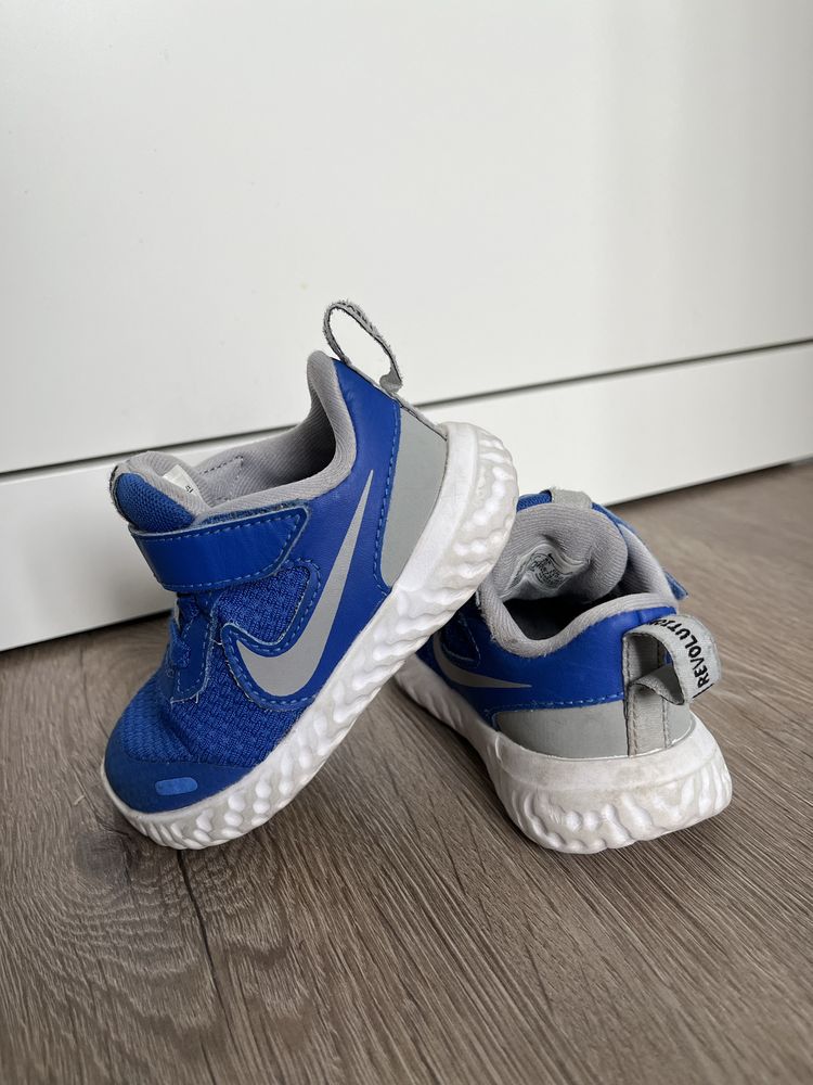 Обувки за момче, маратонки и пантофи Nike, Puma