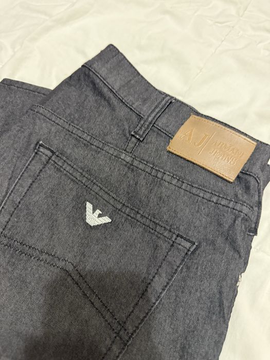 Мъжки дънки на Armani Jeans