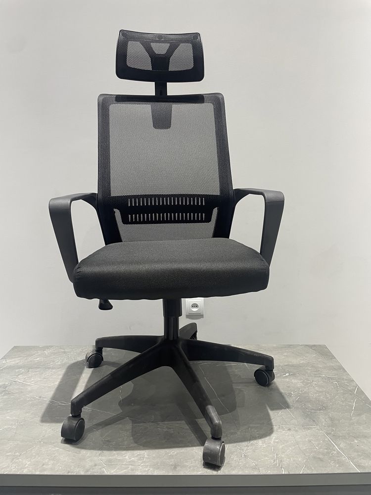 Офисное кресло для персонала Neo