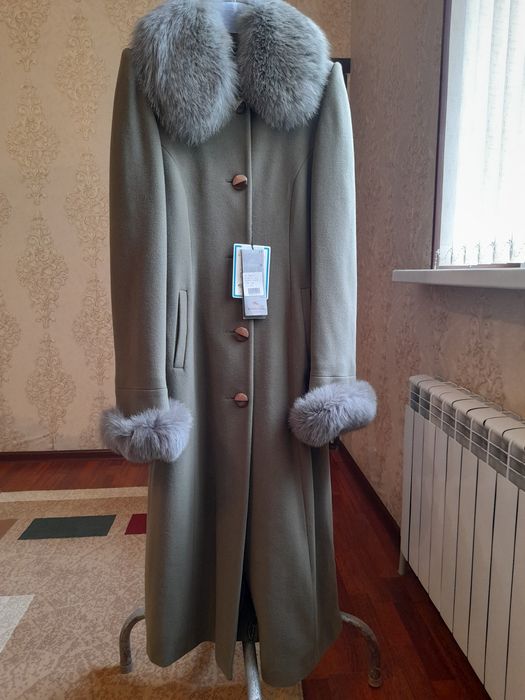 Продам кашемировое пальто