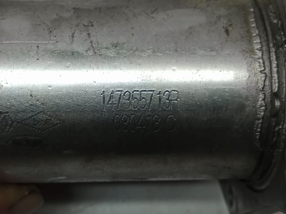 Racitor gaze 1.5 dci k9k410 147355713R Renault Scenic 3