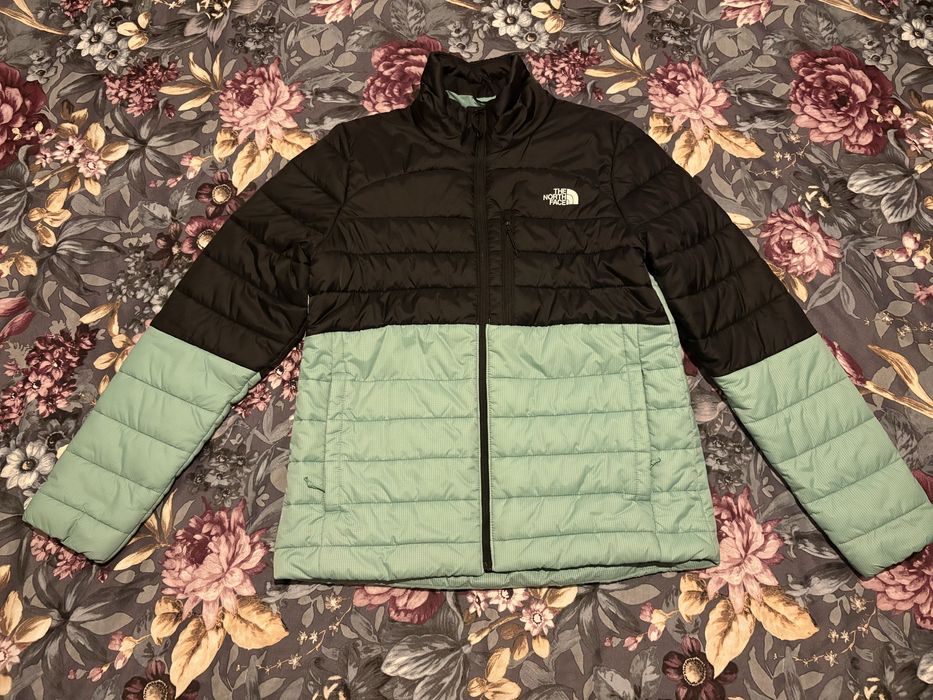 Jachetă The North Face cu umplutură de puf