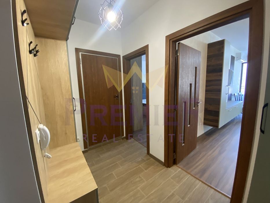 Дава се под наем Двустаен апартамент в София, Център - 69 кв.м за 816 € - Снимка #5