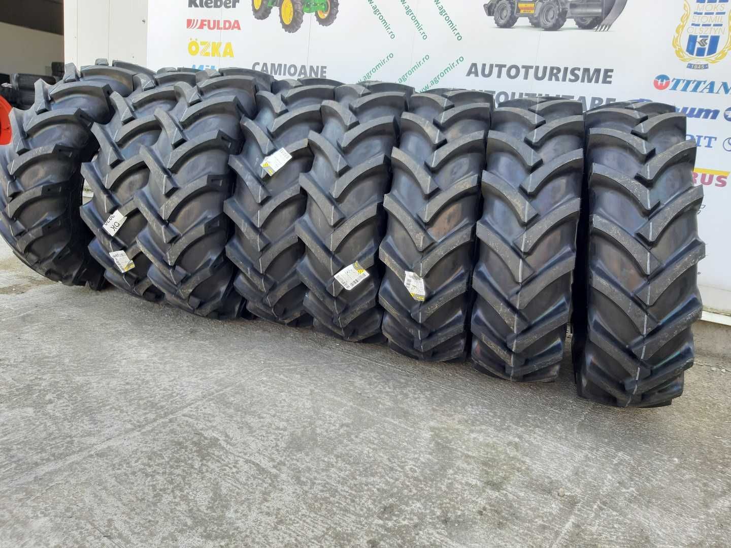 Cauciucuri 12.4-24 cu 8 pliuri noi pentru tractor fata