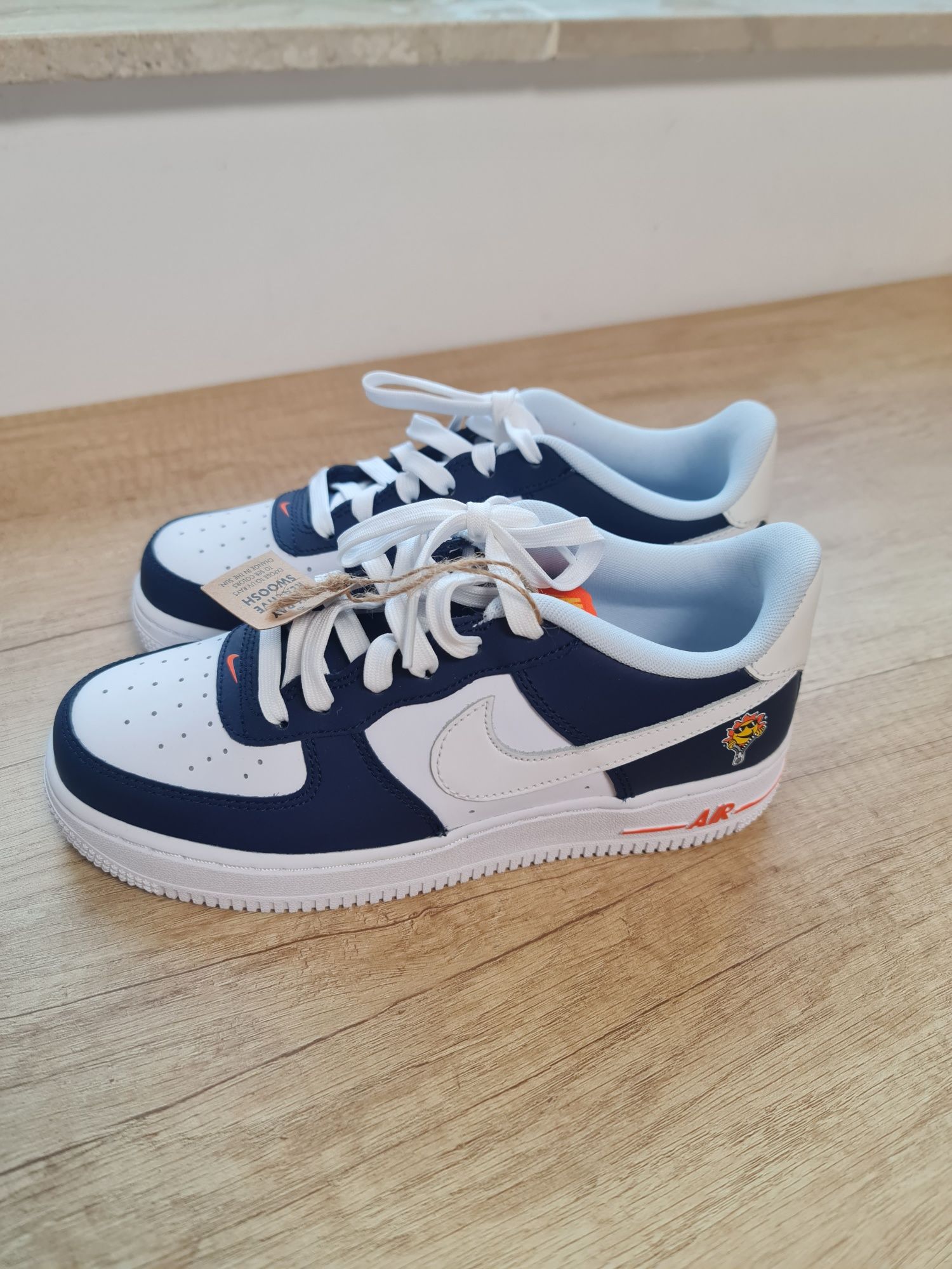 Vand Air Force 1 UV Reactive Swoosh