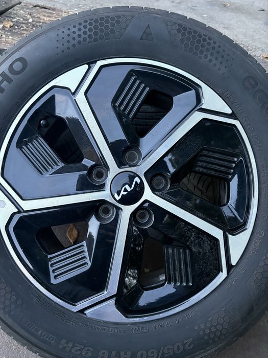 Джанти с гуми за Kia 5x114.3