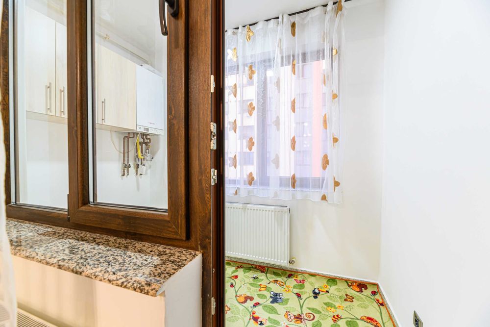 VANZARE : Apartament 3 camere 82 m2, ISARAN + parcare + boxa