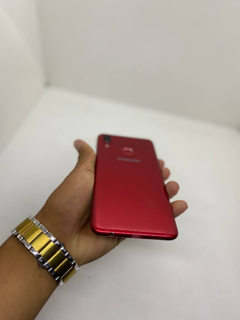 Samsung a10s sotiladi