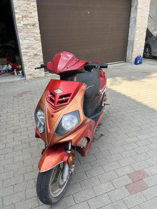 Scutar 80cc cu acte in regula