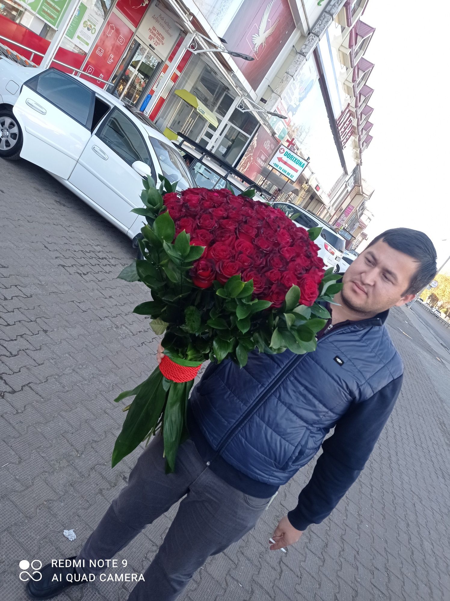Gul dostavka qilamiz toshkent shahar boyicha bepul yetkazib beramiz
