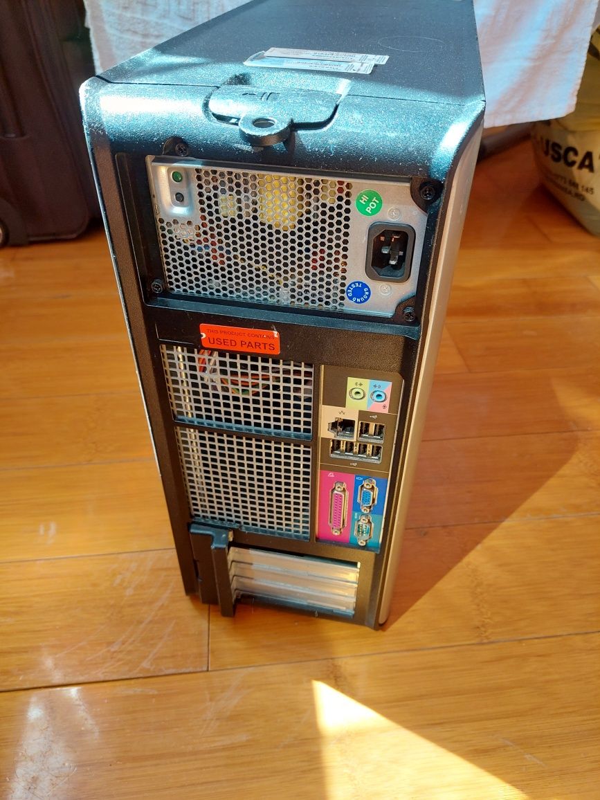Vând PC retro Dell optiplex 380