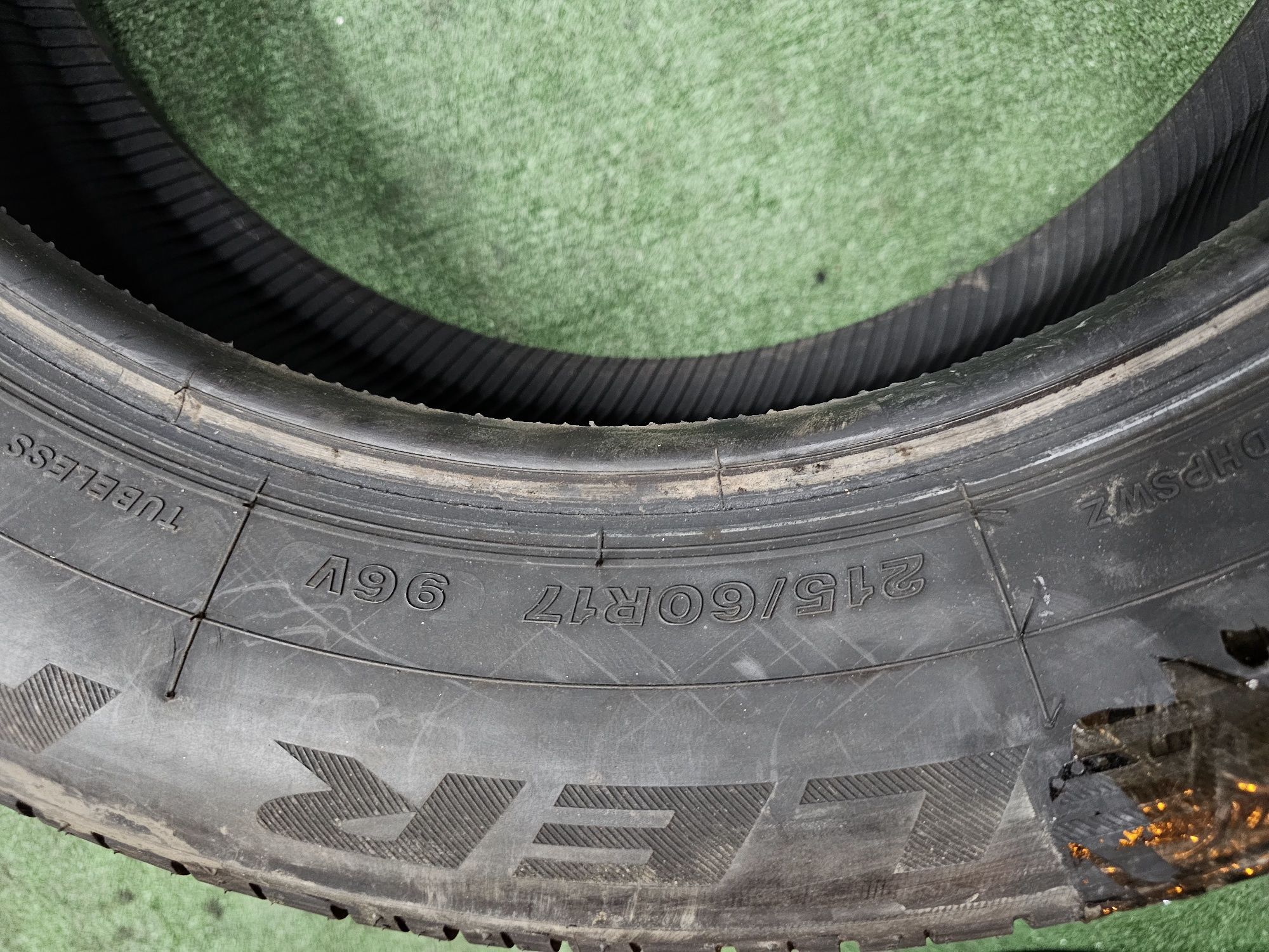 215 60 17 vara bridgestone