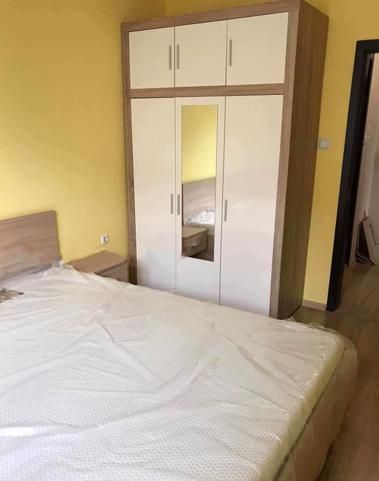 Дава се под наем Двустаен апартамент в Бургас, Център - 42 кв.м за 408 € - Снимка #5