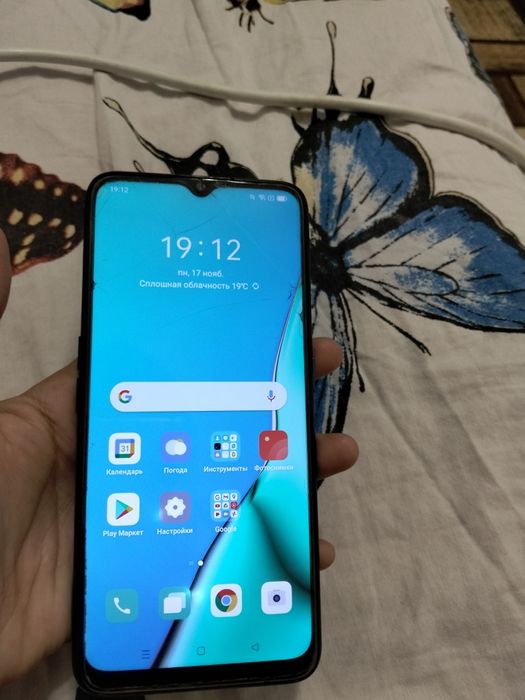 Продам телефон Oppo A9 2020