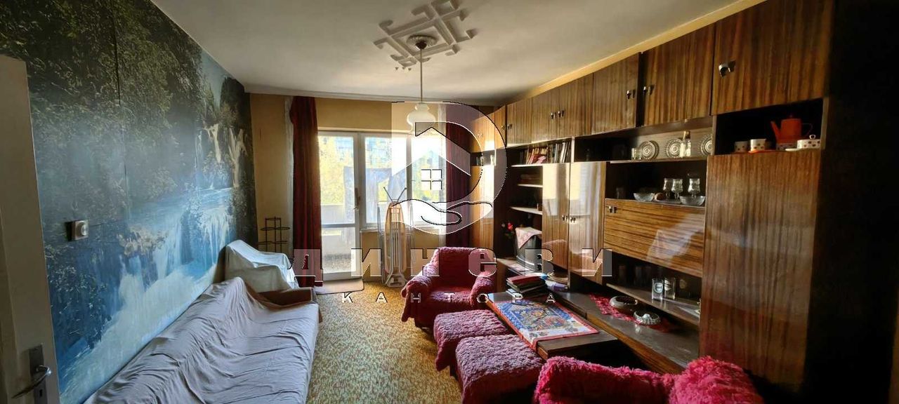 Продава се Четиристаен апартамент в Стара Загора, Център - 84 кв.м за 1310 €/кв.м - Снимка #2