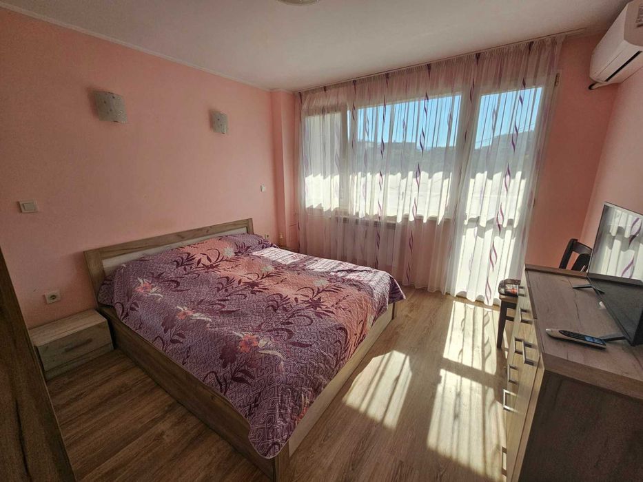 Тристаен апартамент