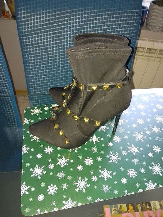 Чисто нови боти, номер 39