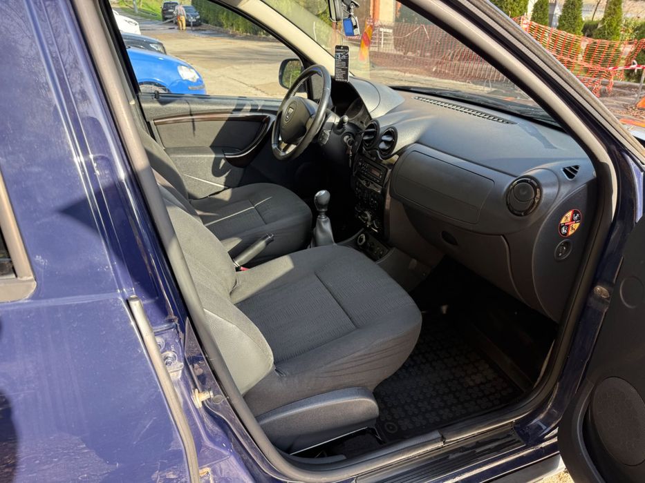 Vând Dacia Duster 1.5 DCI, 4x4, an 2011