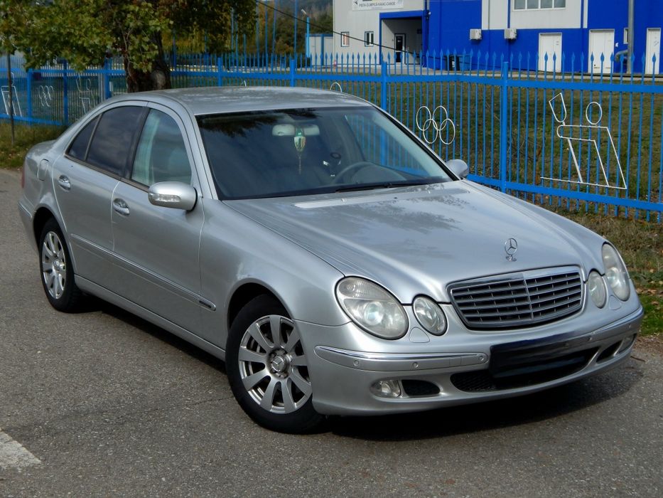 Mercedes E200 W211