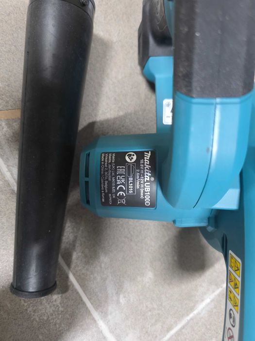 2 x MAKITA UB100DZ Suflator/aspirator Li-Ion, 12V CXT, fara acumulator