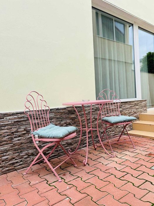 Garsoniera -la casa- zona centrala