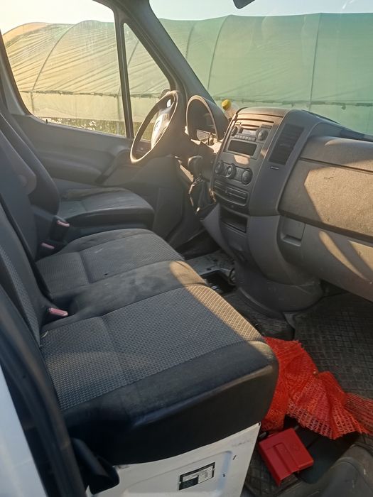 Dezmembrez Mercedes Sprinter 2010