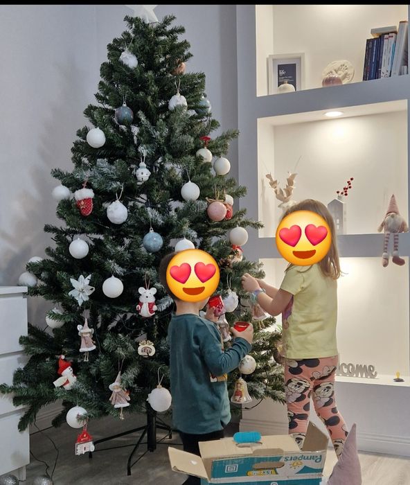 Brad artificial ,înălțime 2,10cm