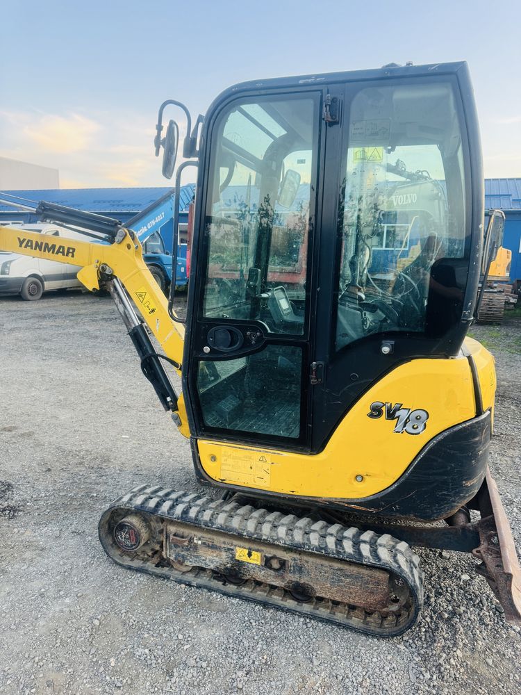 Miniexcavator YANMARsv18