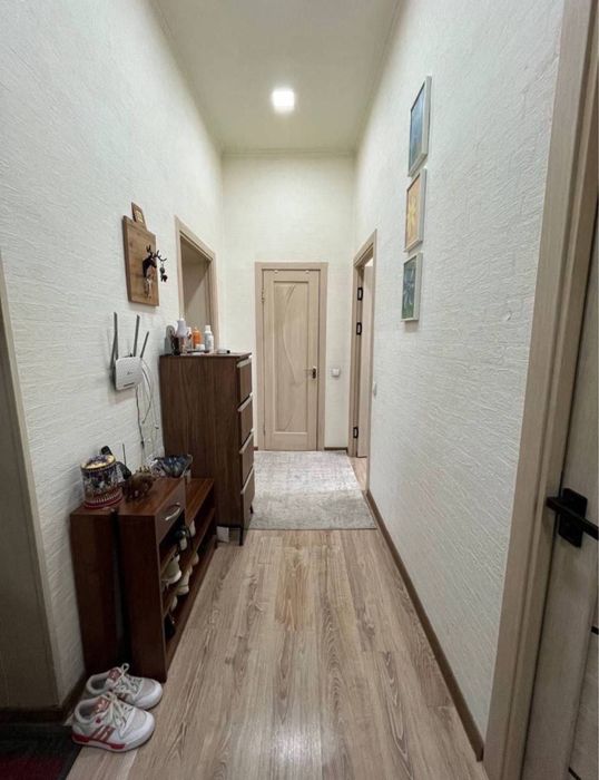 Высокопотолочка Продается 2 комнатная Квартира Чиланзар Аллея Гагарина