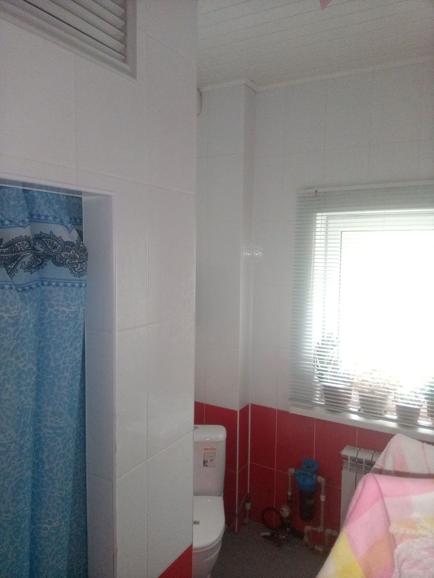 Продам 2-х  коттедж