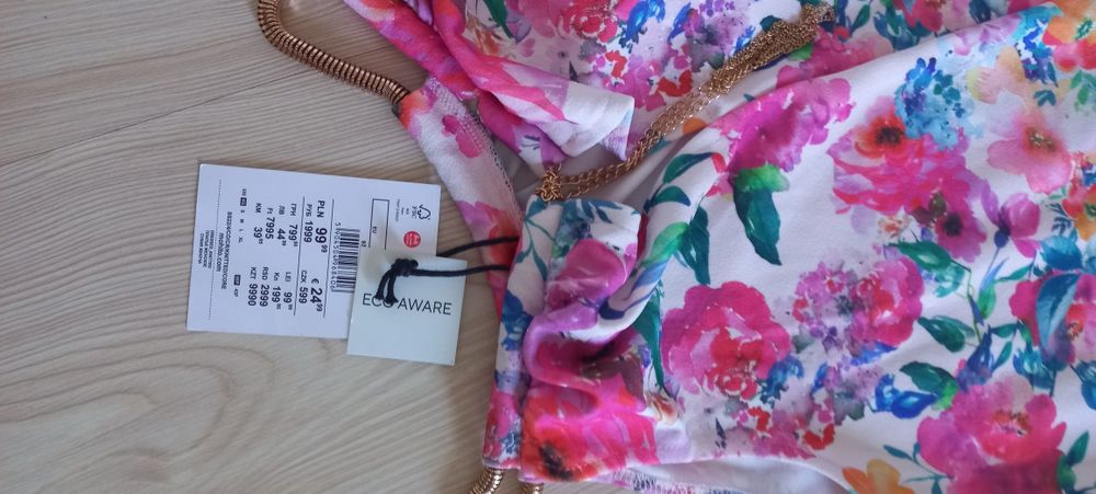 Rochie cu flori Mohito S