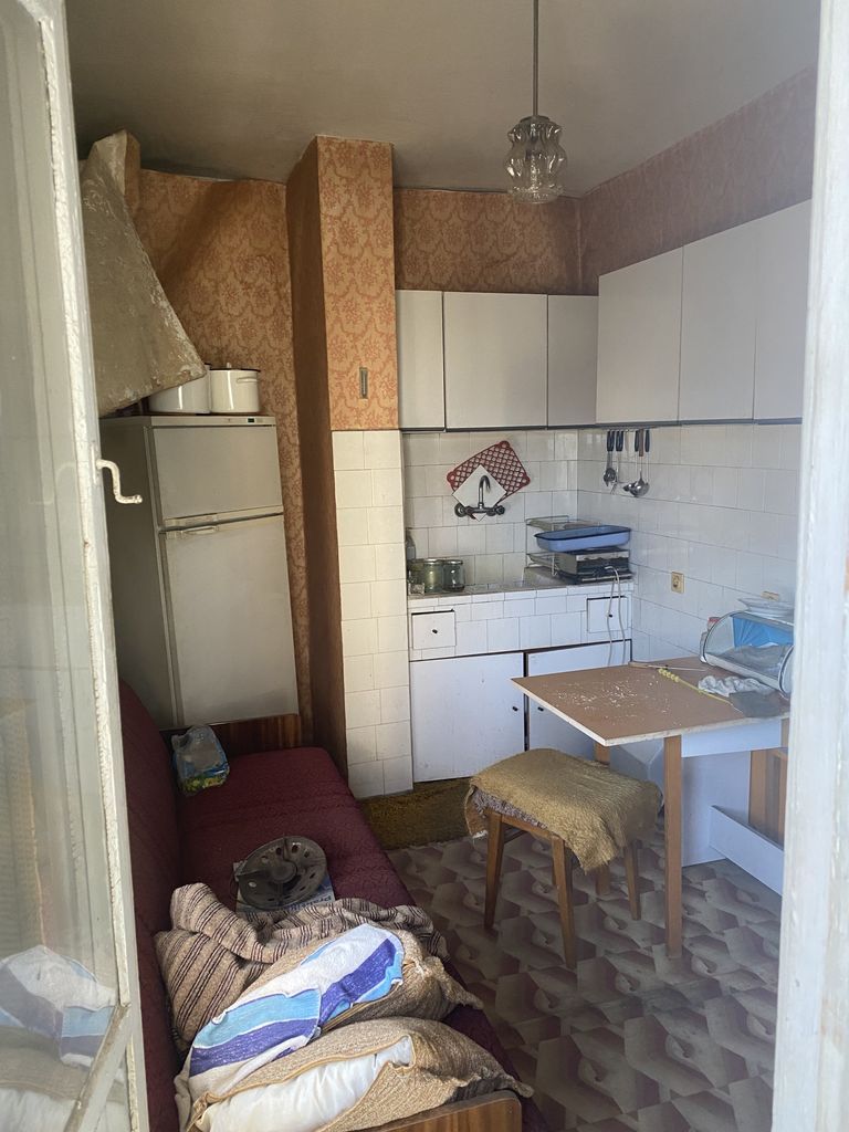 Продава се Тристаен апартамент в Търговище, Запад 1 - 80 кв.м за 874 €/кв.м - Снимка #9
