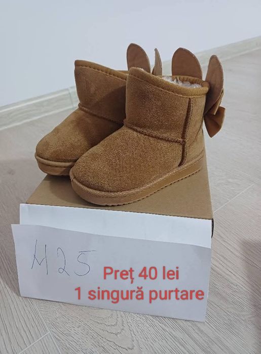 Vând papuci pentru fetițe