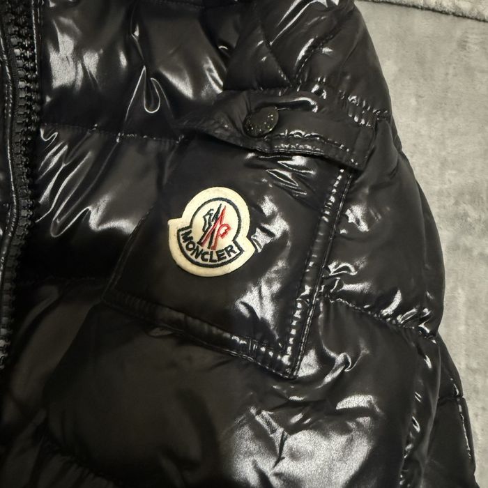 Moncler куртка новая
