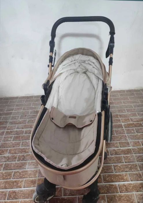 Срочно продам Детскую коляска